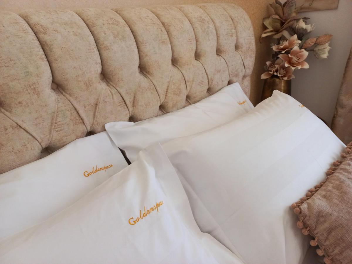 Goldenspace Exquisite Suite Near The Port Volos Exterior foto