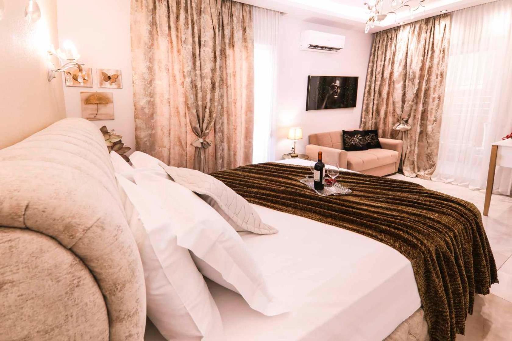 Goldenspace Exquisite Suite Near The Port Volos Exterior foto